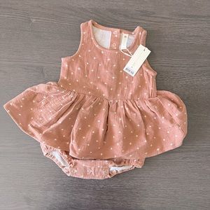 Quincy Mae romper 6-12M